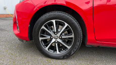 Toyota Yaris 1.5 VVT-i Icon Tech 5dr Petrol Hatchback